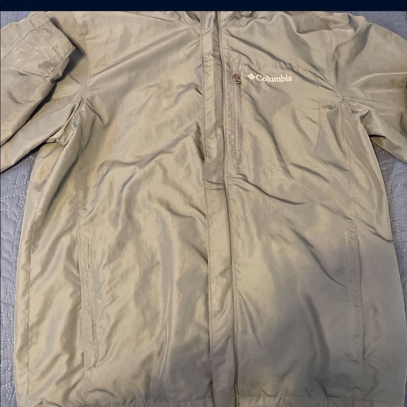 Columbia wind breaker - Picture 2 of 8